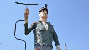 Drumheller Alberta Mining Statue