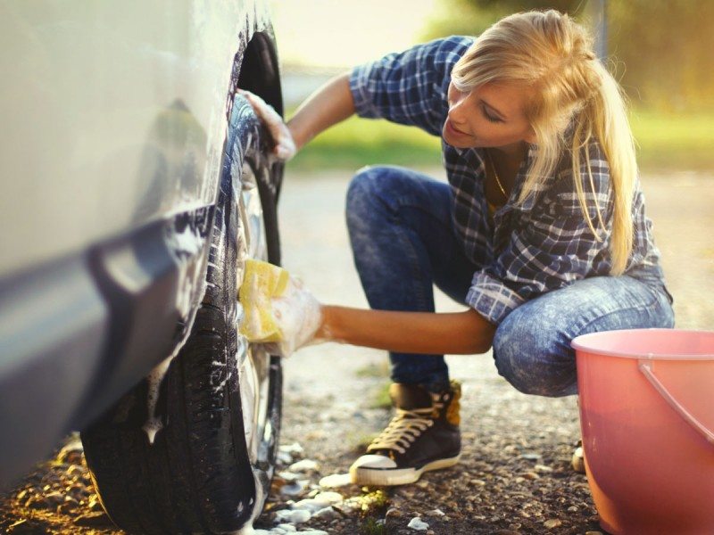 The Dos and Don’ts of Washing Your Car