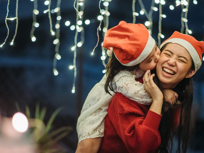 10 Ways to Safely Celebrate the Holiday Season